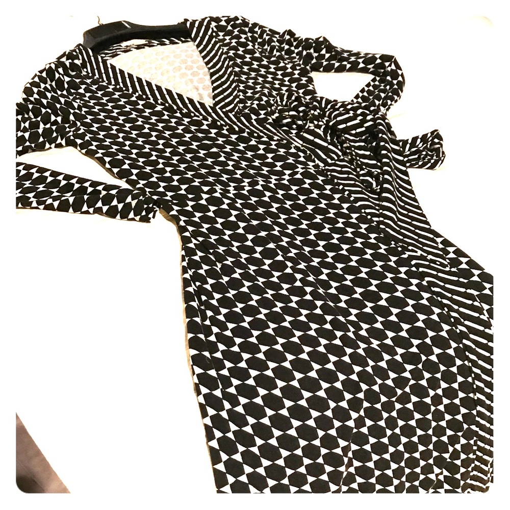 Banana Republic Geometric Wrap Dress